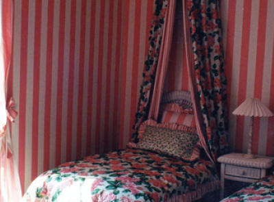 THIERRY LARIVIERE Ateliers Lariviere Tapissiers Lit THIERRY LARIVIERE Ateliers Lariviere Tapissiers Lit