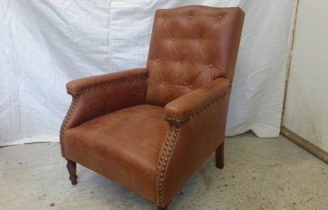 Thierry Larivière Tapissier Tours P1020228 Justine Mazurais 225 Thierry Larivière Tapissier Tours P1020228 Justine Mazurais 225